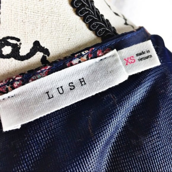 Lush Navy Floral V Neck Dress Size XS - Picture 6 of 10